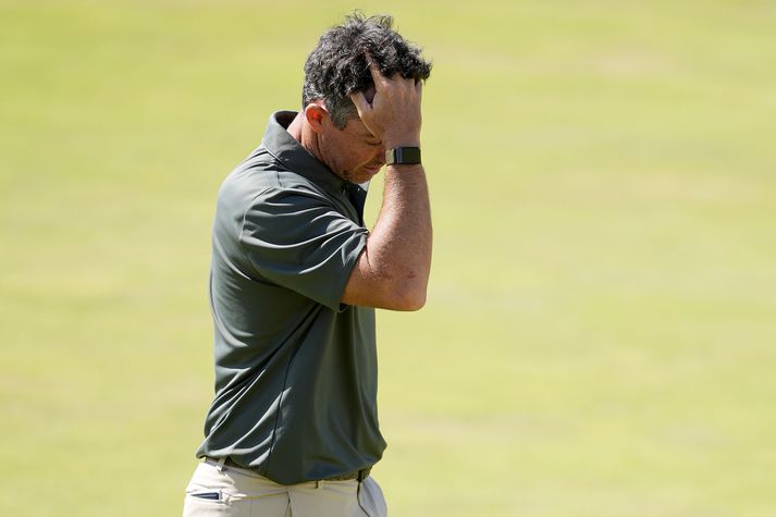 Hlutirnir gengu ekki upp hjá Rory McIlroy á Opna breska meistaramótinu í ár og hann ætlar ekki að keppa á golfmóti næstu vikurnar.