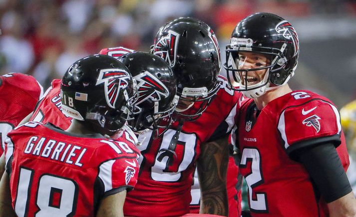 Lið Atlanta Falcons mætir New England Patriots í úrslitaleik NFL-deildarinnar á sunnudag.