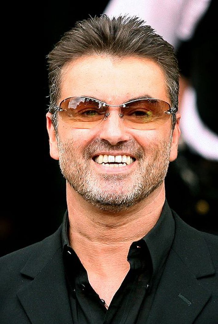Gat ekki sungið George Michael gat ekki sungið í gærkvöldi vegna gríðarlegrar tannpínu.