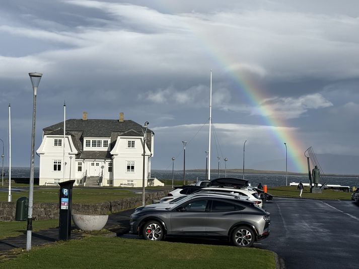 Veðrið leit ekkert sérlega illa út við Höfða í Reykjavík í morgun. 