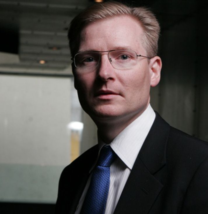 Bjarni Ármannsson, fyrrverandi forstjóri Glitnis. Hann átti 10 prósenta hlut í smálánafyrirtækinu Folkia sem selt var fyrir þrjá milljarða króna.
