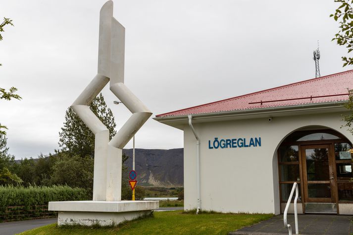 Lögreglan á Suðurlandi tilkynnir um framlengingu gæsluvarðhalds yfir manninum í dag.