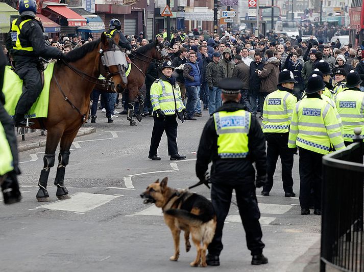 Löggæslan verður umtalsverð í Lundúnum í dag vegna leiks Millwall við West Ham.