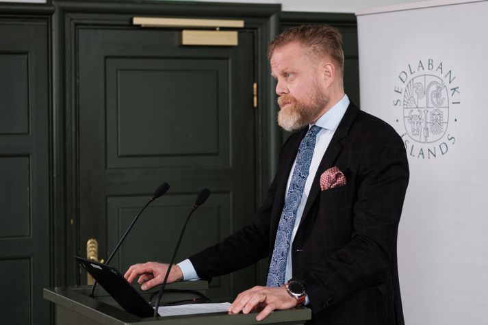 Opnunarerindi Ásgeirs Jónssonar seðlabankastjóra, hefst klukkan 8:30.