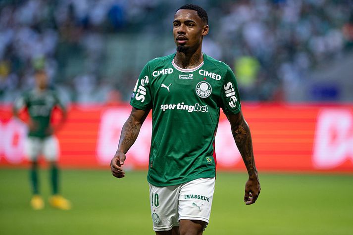 Allan í leik með Palmeiras.