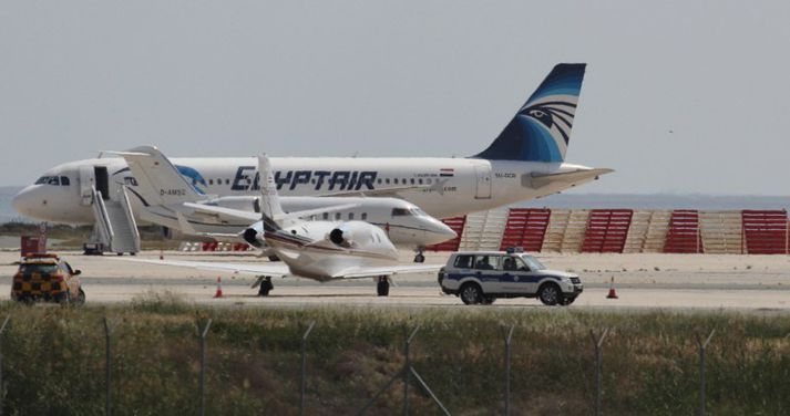 Vélin, sem er af gerðinni Airbus A320, var á leiðinni frá Alexandríu til Kaíró.
