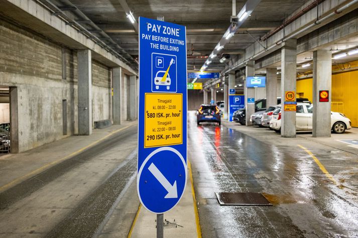 Hópamyndun er nokkuð algeng í bílakjallaranum undir Höfðatorgi samkvæmt heimildum fréttastofu.