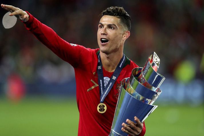 Cristiano Ronaldo var fyrsti fyrirliðinn og sá eini til þessa sem hefur lyft Þjóðadeildarbikarnum.