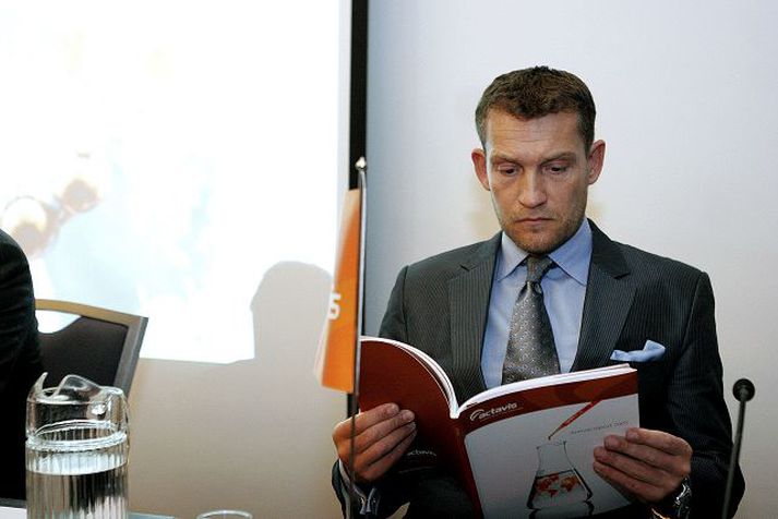 Björgólfur Thor Björgólfsson 
Meðal hluthafa í Gretti sem hefur verið að auka við hlut sinn í Avion Group.