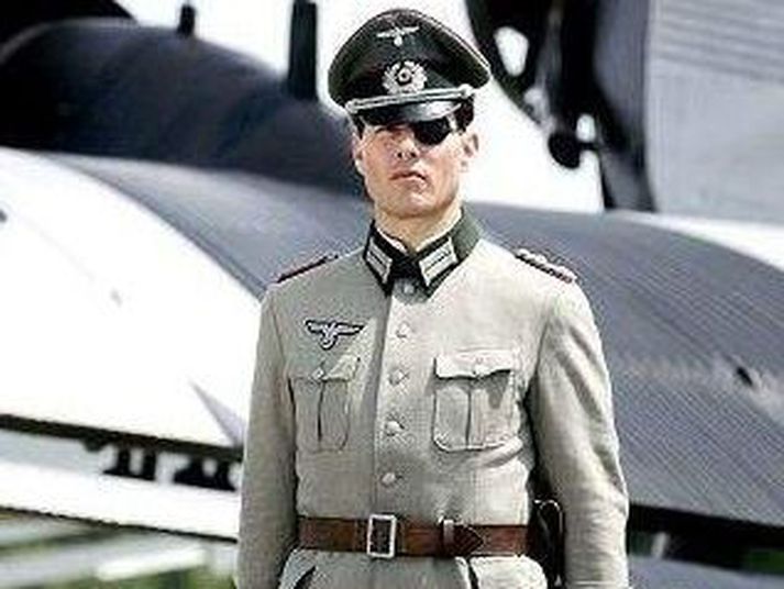 Tom Cruise leikur Colonel Stauffenberg.