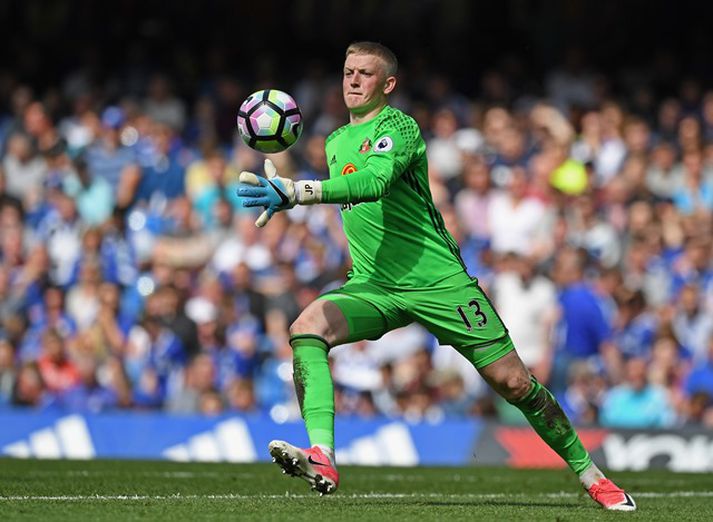 Pickford stóð sig vel með Sunderland á síðasta tímabili þótt liðið hafi fallið.