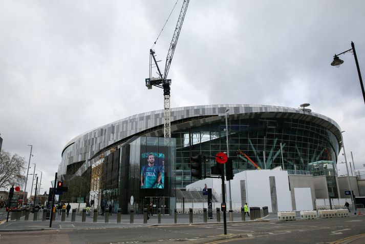 Nýr heimavöllur Tottenham er um það bil tilbúinn til notkunnar en það þarf að uppfylla öryggisprófanir áður en Tottenham getur flutt inn