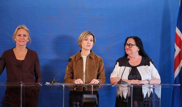 Samanlagt er fylgi ríkisstjórnarflokkanna miðað við könnun Prósents 54 prósent. 