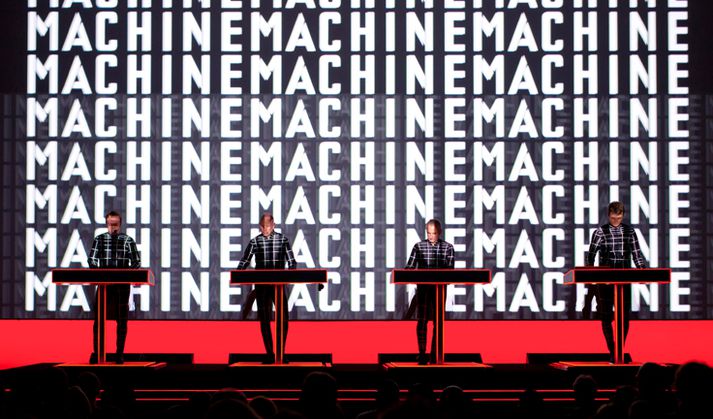 Kraftwerk á tónleikum í Modern Tate listasafninu í Lundúnum.