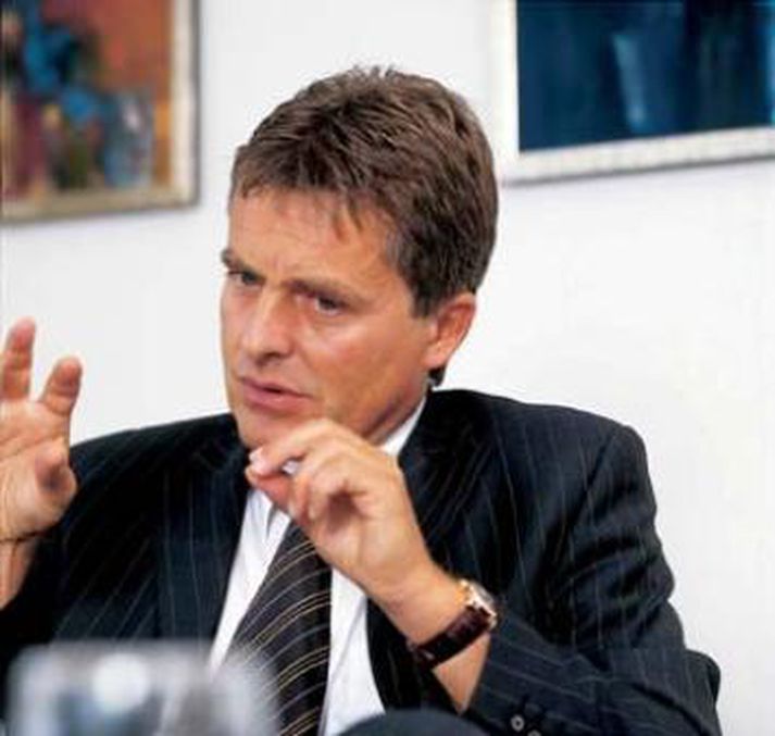 Dr. Claudio Albrecht.