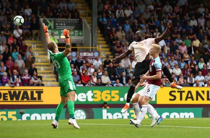 Romelu Lukaku skoraði tvö á móti Burnley.