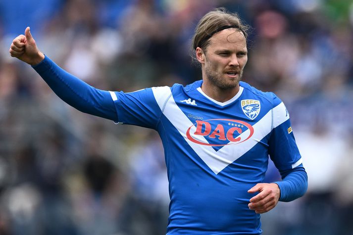 Brescia v Spezia - Serie B BRESCIA, ITALY - APRIL 27: Birkir Bjarnason of Brescia reacts during the Serie B match between Brescia and Spezia at Mario Rigamonti Stadium on April 27, 2024 in Brescia, Italy. (Photo by Image Photo Agency/Getty Images)
