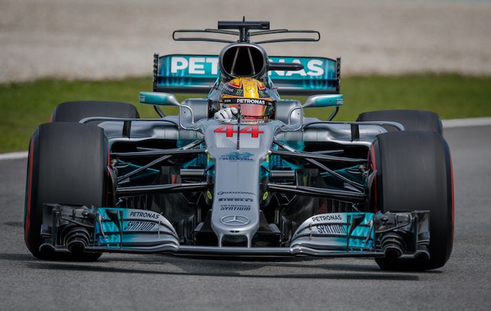 Lewis Hamilton á Mercedes var fljótastur í dag.