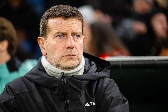 Sune Smith-Nielsen hefur verið látinn fara frá FC Kaupmannahöfn eftir samtals sautján ára starf fyrir félagið. 