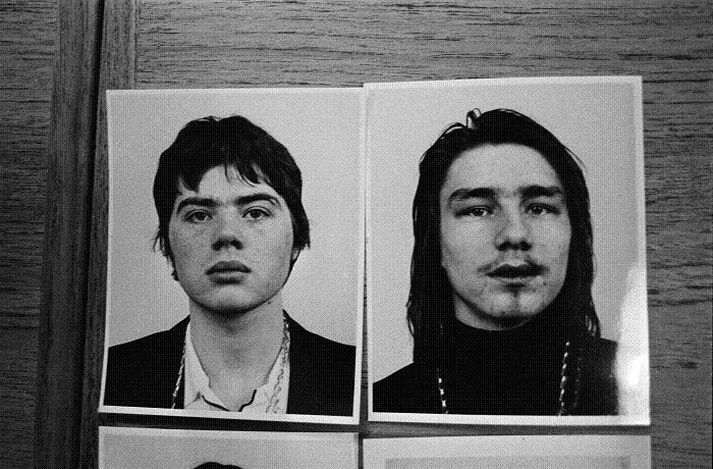 Lögmaður erfingja þeirra Tryggva og Sævars hefur lagt fram beiðnina.