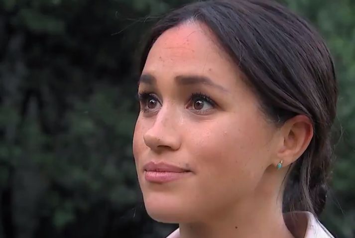 Meghan Markle segir að bak við tjöldin hafi hún átt erfitt síðustu mánuði, vegna umfjöllunar fjölmiðla.