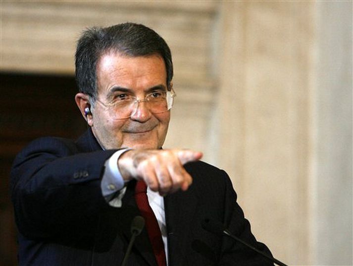 Romano Prodi stýrir ítölsku ríkisstjórninni eins og herforingi.