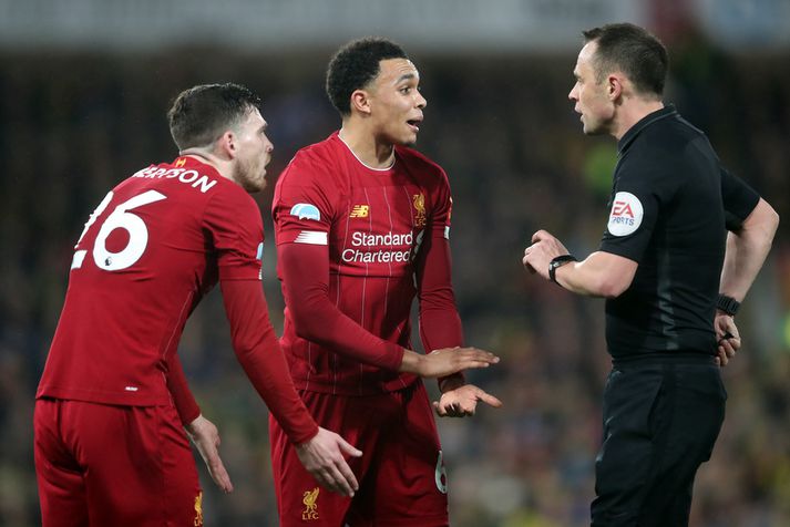 Andrew Robertson og Trent Alexander-Arnold hafa lítið komist áleiðis og eru oft orðnir mjög pirraðir í leikjum liðsins.