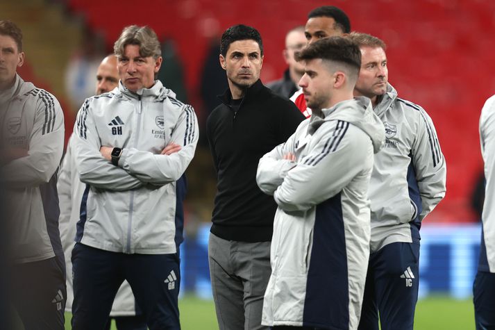 Mikel Arteta, þungur á brún eftir tap Arsenal gegn Manchester City í úrslitaleik enska deildarbikarsins á dögunum.