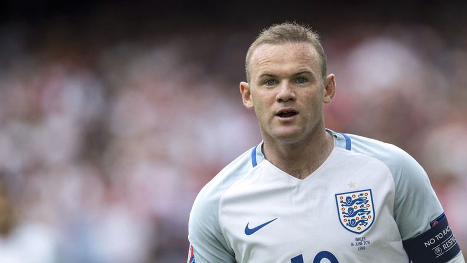 Популярные футболисты. Самый известный английский футболист. Wayne rooney. 6 футболистов. Уэйн руни.