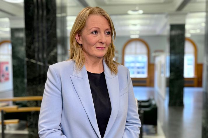 Lilja Björk Einarsdóttir er bankastjóri Landsbankans. Hún tók við starfinu eftir að fyrri bankastjóri lét af störfum eftir birtingu skýrslu Ríkisendurskoðunar, þar sem salan á Borgun var meðal annars til umræðu.
