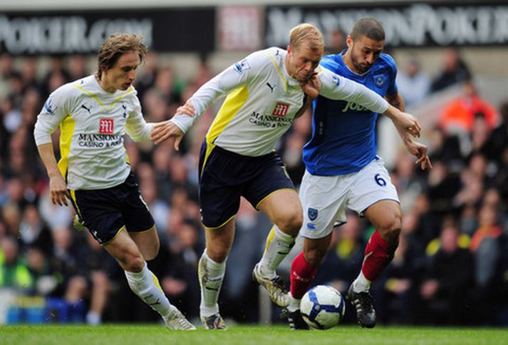 Eiður Smári í leik með Tottenham.
