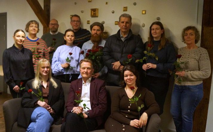 Samfylkingarfólk á Ísafirði með rauða rós.