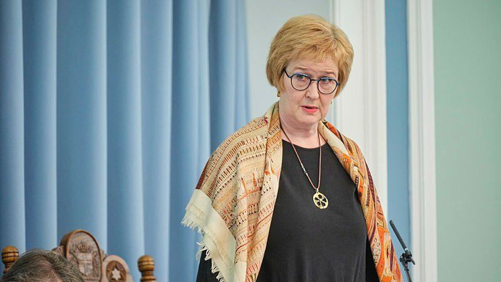 Blótaði minnihlutaþingmönnum og rauk á dyr