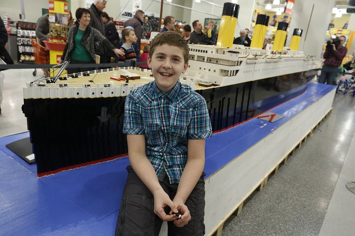 Brynjar Karl vakti mikla athygli árið 2014, þá ellefu ára gamall, þegar hann hóf byggingu á magnaðri lego-eftirlíkingu af skipinu Titanic.