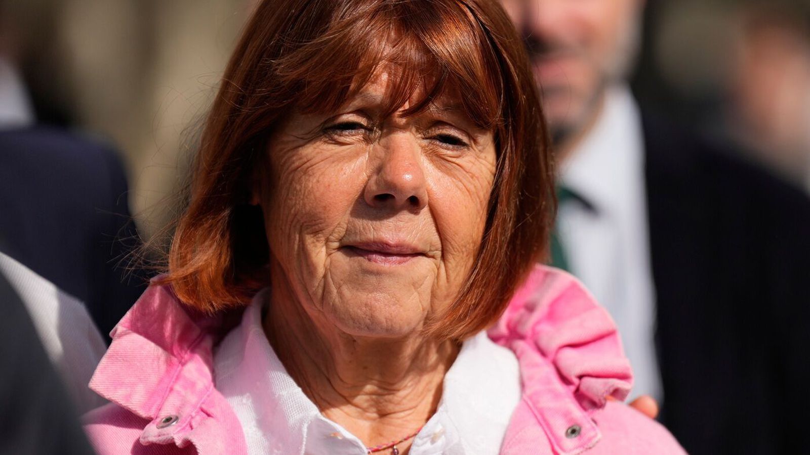 Opnar sig í nýrri bók: „Ég þekkti ekki þessa menn eða þessa konu“