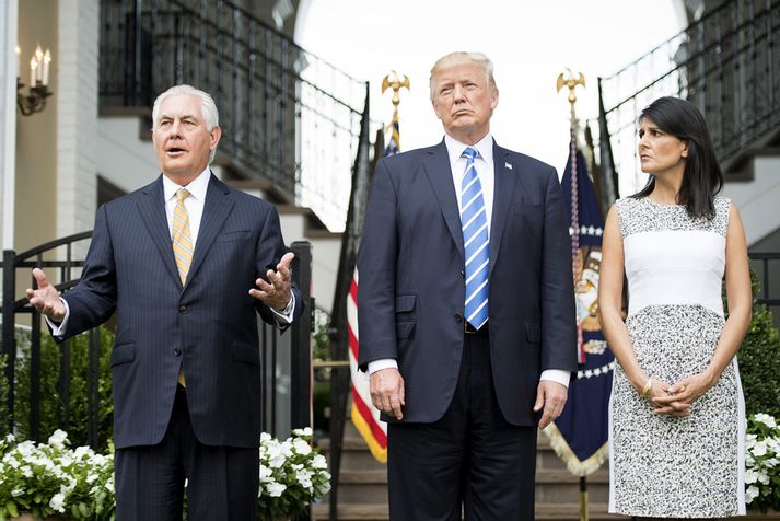 Rex Tillerson, Donald Trump og Nikki Haley.