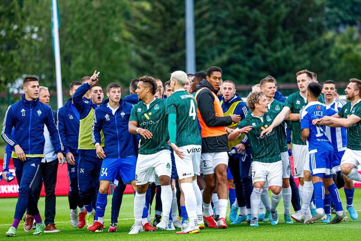 Damir Muminovic stóð í ströngu í lok leiks gegn Buducnost í Kópavogi í fyrra en býst ekki við sömu látum í kvöld.