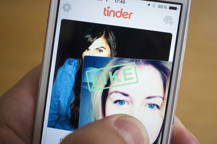 Snjallsímaforritið Tinder kom á markað haustið 2012.