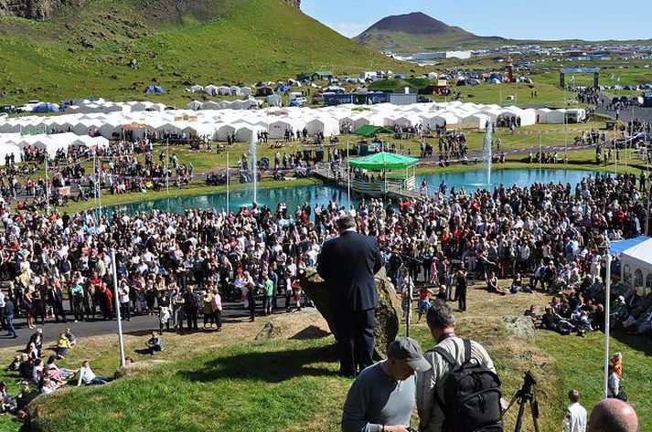 Þjóðhátíðin var sett í Herjólfsdal í gærdag í blíðskaparveðri. 
Mynd/Óskar P. Friðriksson