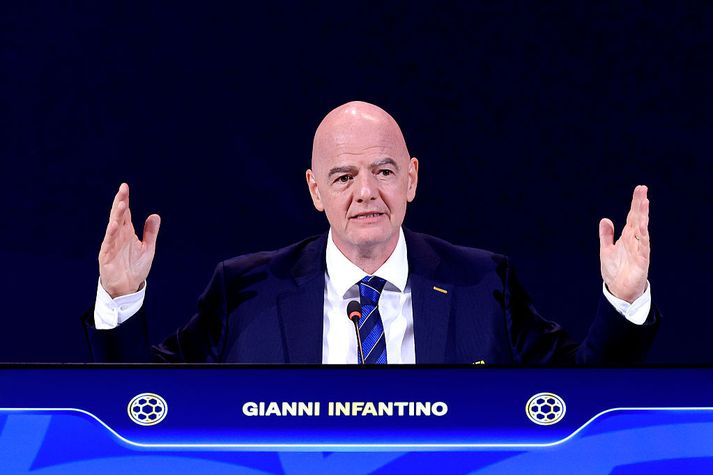 Forsetinn Gianni Infantino er mættur á þing FIFA en sýndi því ákveðna vanvirðingu að mati fulltrúa UEFA með því að mæta seint.