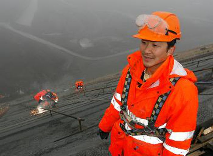 Síðast varð alvarlegt vinnuslys á Kárahnjúkum þann 26. nóvember þegar kínverskur verkamaður féll 40-50 metra.