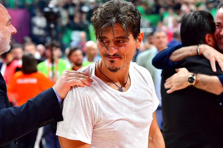 Dimitris Giannakopoulos, eigandi Panathinaikos, er skapheitur maður og nú er hann kominn í langt bann.