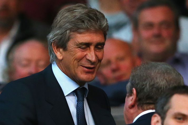 Manuel Pellegrini í stúkunni á mánudagskvöldið.