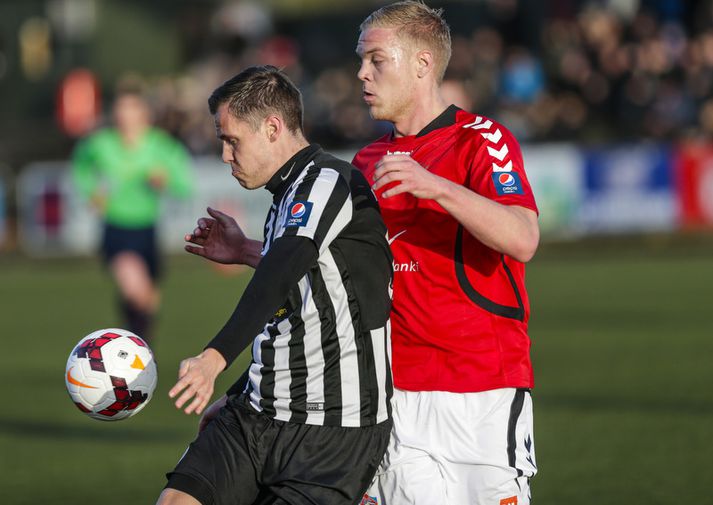 Mads Nielsen og félagar í Val unnu Íslandsmeistarana en töpuðu svo fyrir Keflavík.