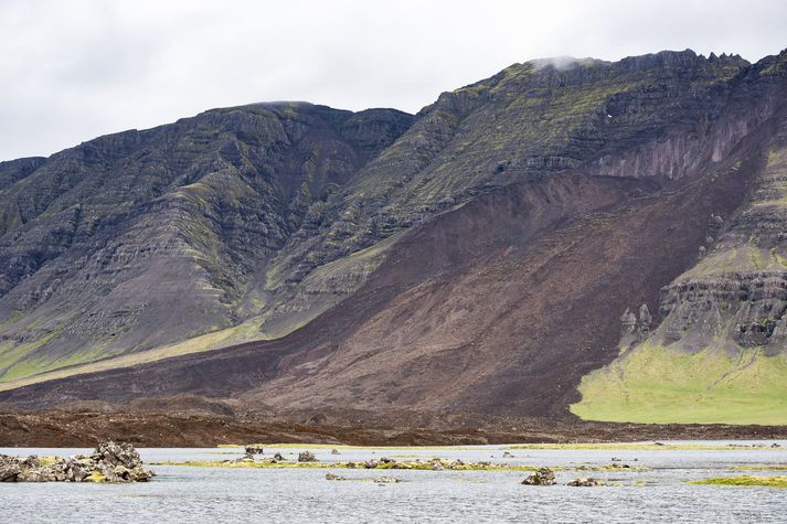 Skriðan og Bakkavatn í Hítardal urðu til í fyrra. 