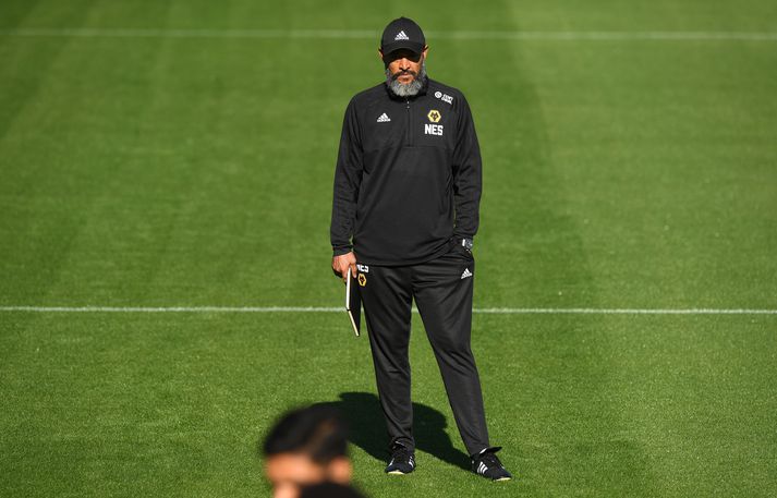 Nuno Espirito Santo á æfingasvæði Wolves.