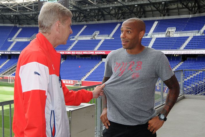 Arsene Wenger þjálfaði Henry hjá Monaco og Arsenal og vill að hann komi að vinna fyrir Skytturnar.