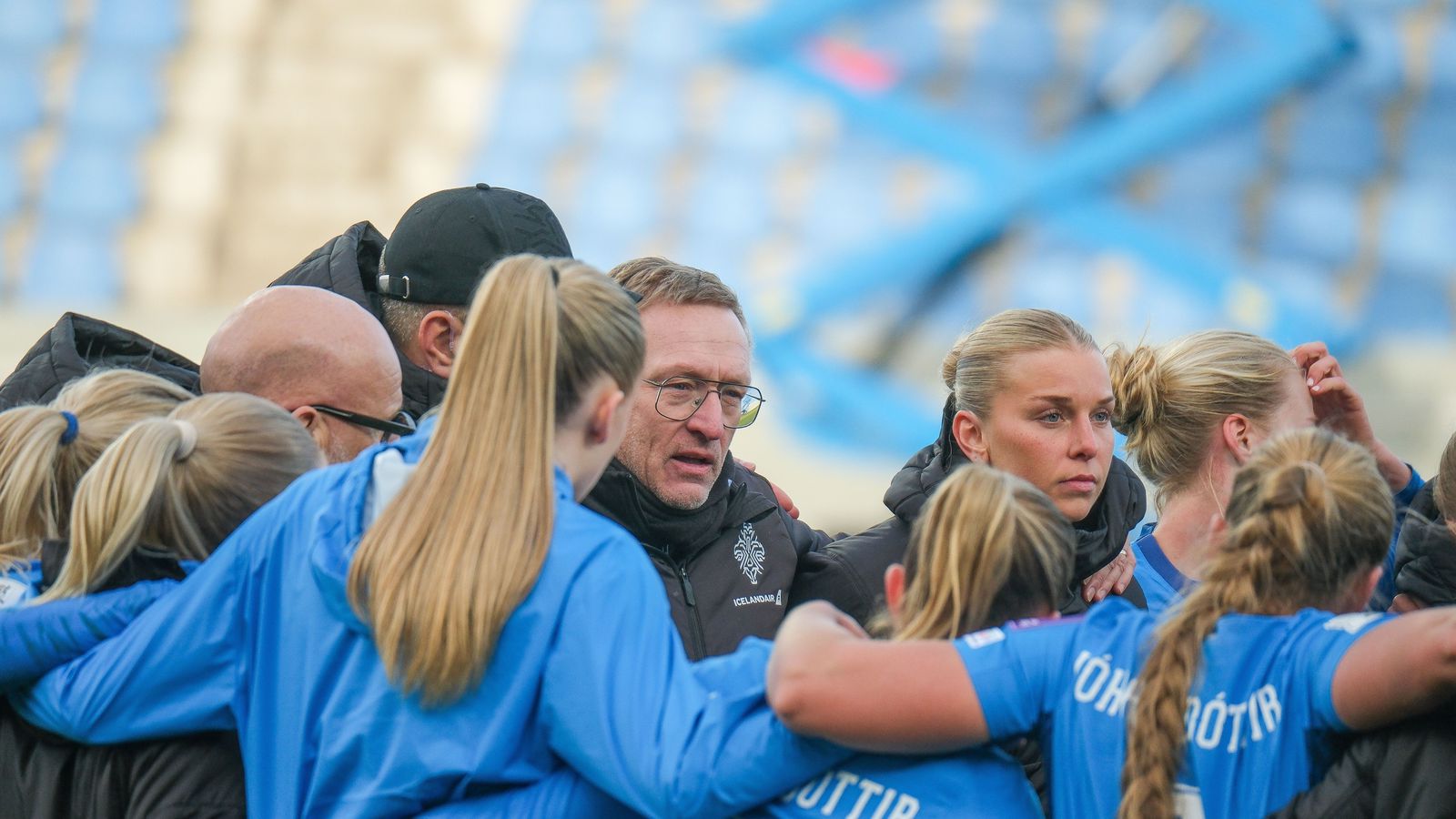 „Settum meiri pressu á þær í seinni hálf­leik“