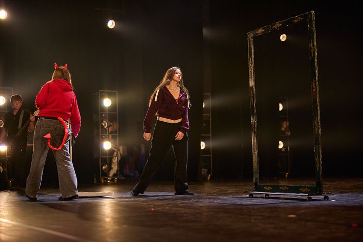 Skrekkur mun fara fram í Borgarleikhúsinu dagana 3., 4. og 5. nóvember 2025 og úrslit verða 10. nóvember.