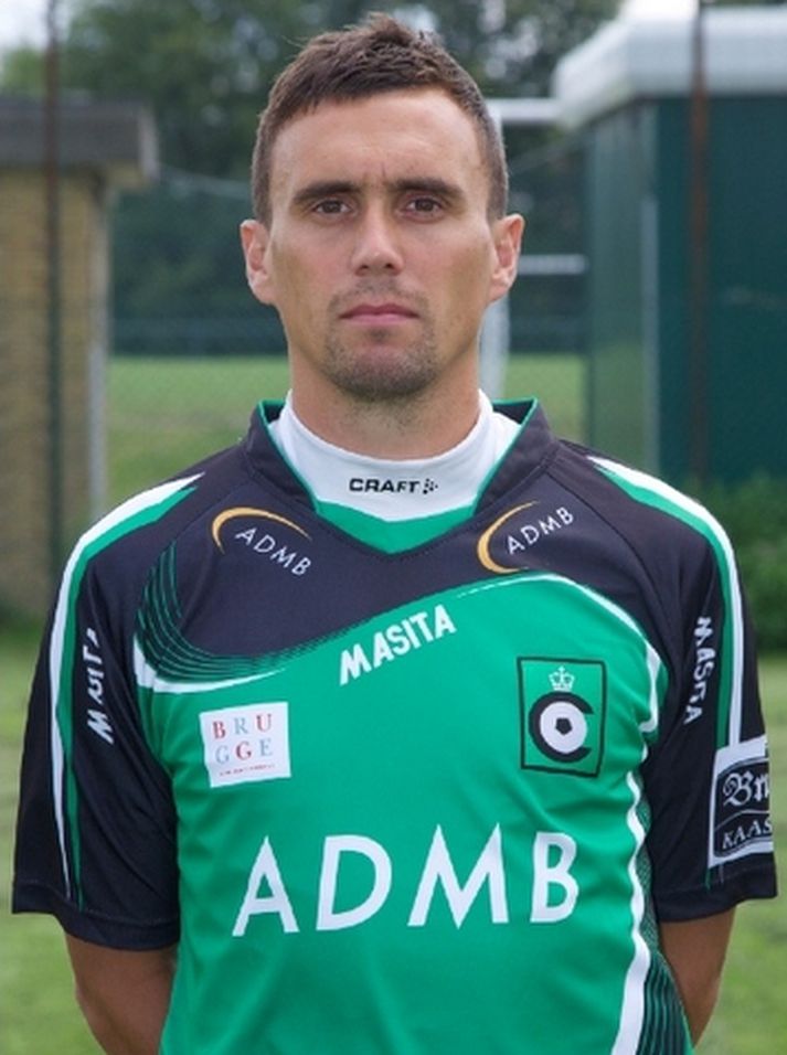 Arnar Þór Viðarsson í búningi Cercle Brügge.